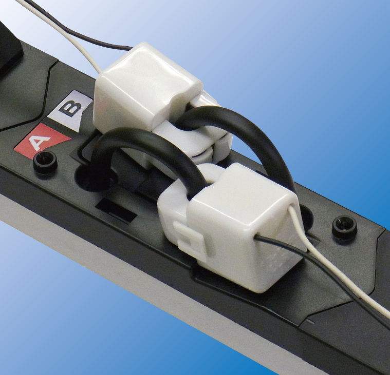 TERADA100Vコンセントバー 系統別電流表示切替タイプ 30A 20Aサーキットプロテクタ×2付 接地2P15A125V抜止×18口 コード長3m R6185-3M コンセントバー（PDU）の大和電器 |配線器具・電子機構部品、合成樹脂